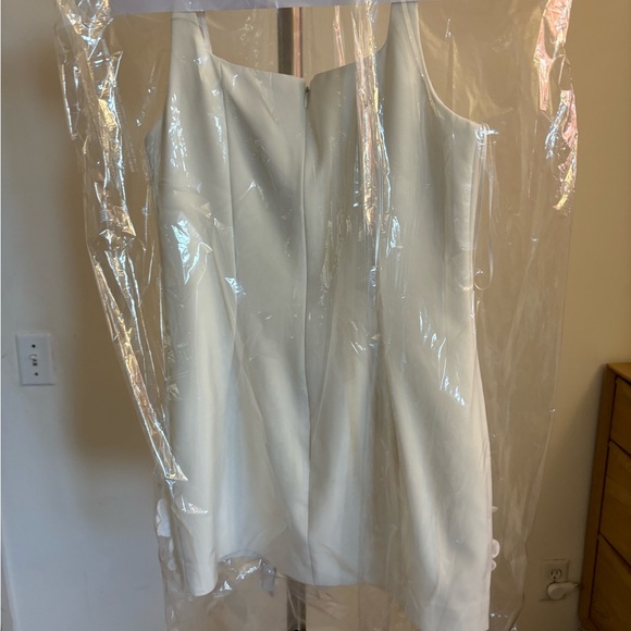 ELAINA WHITE ROSETTE APPLIQUE MINI DRESS - WHITE JW PEI - Picture 3 of 4